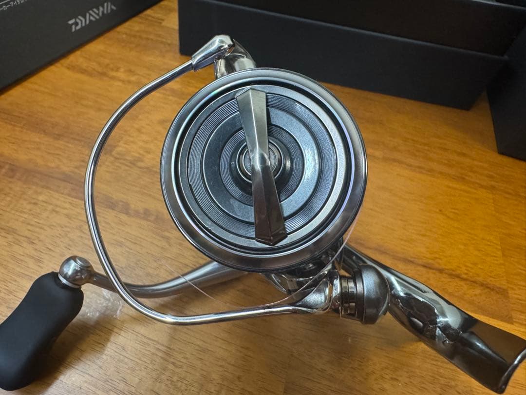 ダイワ LT2500S スピニングリール