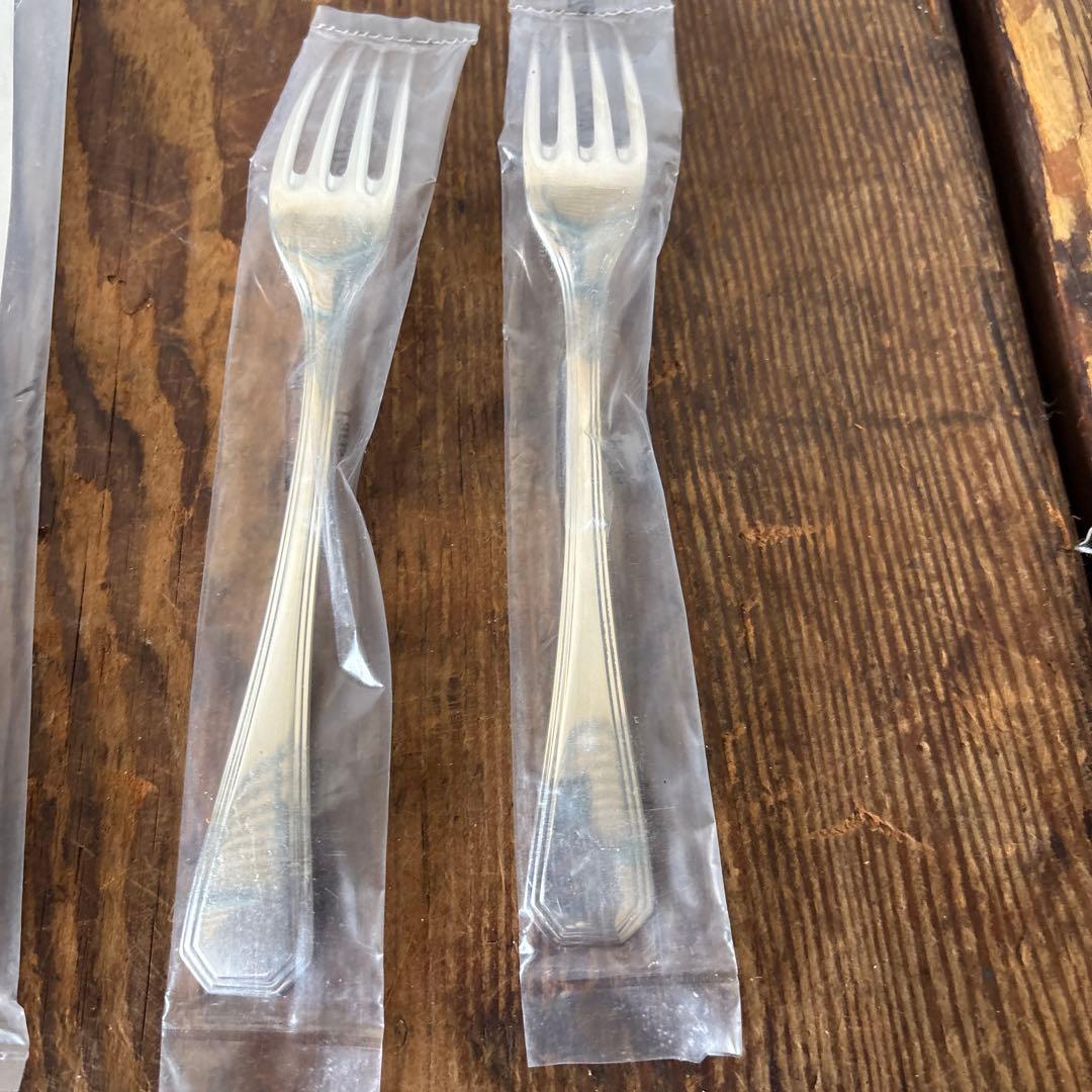 未使用品 クリストフル　テーブルナイフ　フォーク　スプーン　計8本