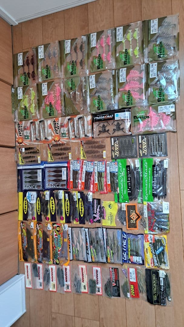 未使用品ワーム55袋　ブルフラット　バクラトスイマー　他