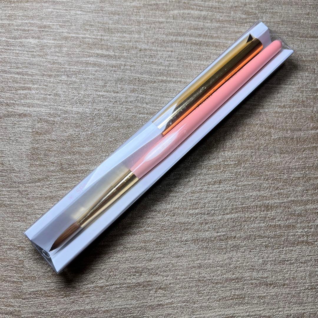 【新品・未使用】フルーリア スカルプチュアブラシ ピンク(キャップ付)