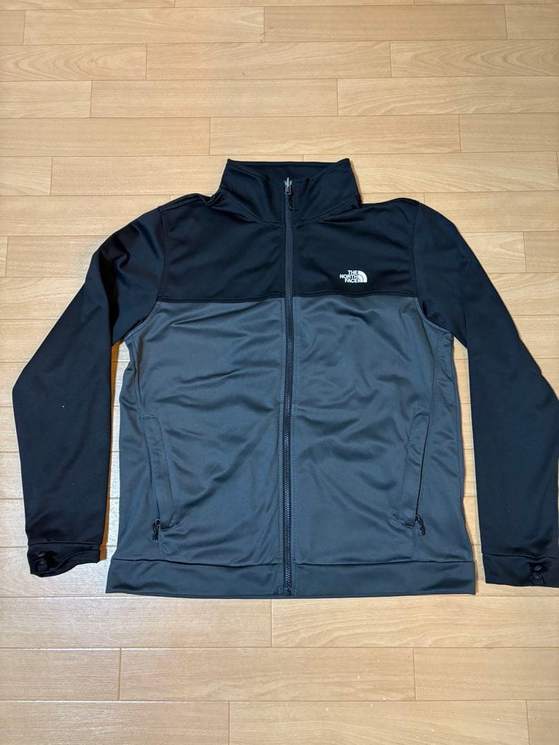 The North Face ブラックナイロンジャケット