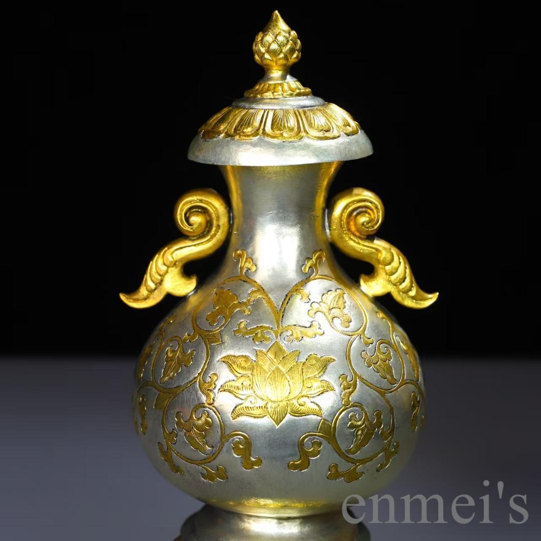 中国古美術 鍍金銅瓶 水差し 手彫り 鏨刻 純銅製 花器 床の間飾り 細工 置物