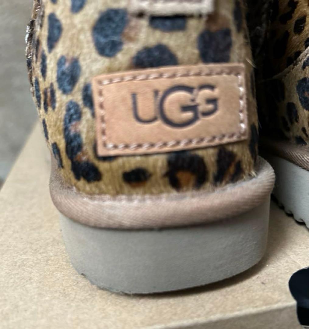 UGG アグ クラシック ウルトラ ミニ レパード