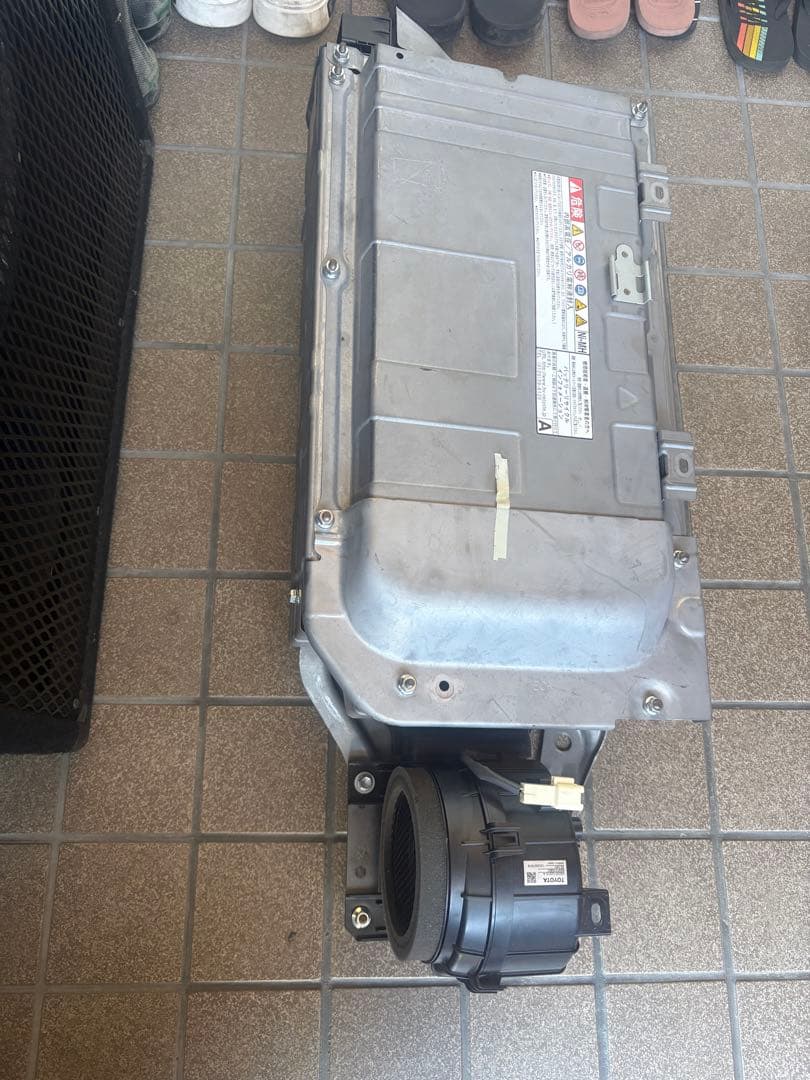 ハイブリッドアクア50%バッテリー