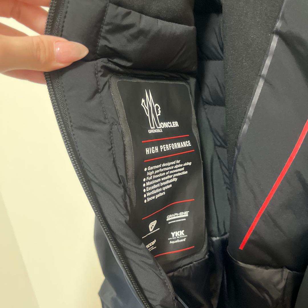 MONCLER ネイビー フードジャケット