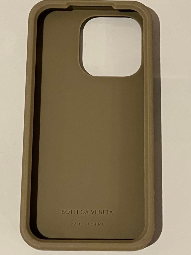 新品未使用　ボッテガヴェネタ　iPhone14pro 　BOTTEGA シリコン
