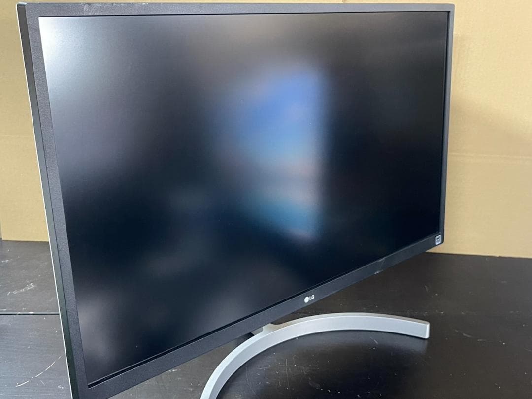 LG 27UL500-W 27インチ 4Kモニター