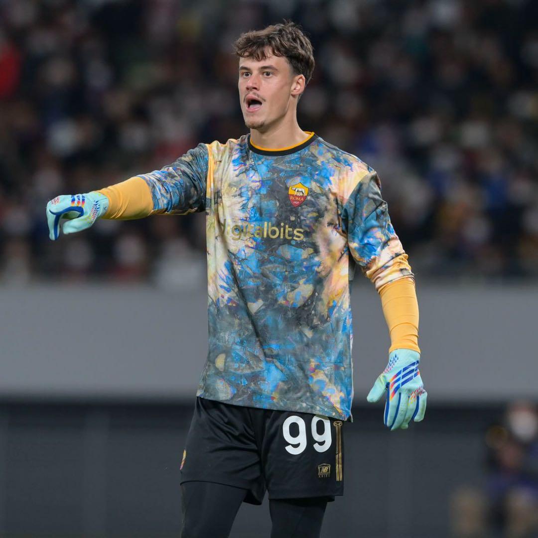 ARIES×ROMAコラボユニホーム