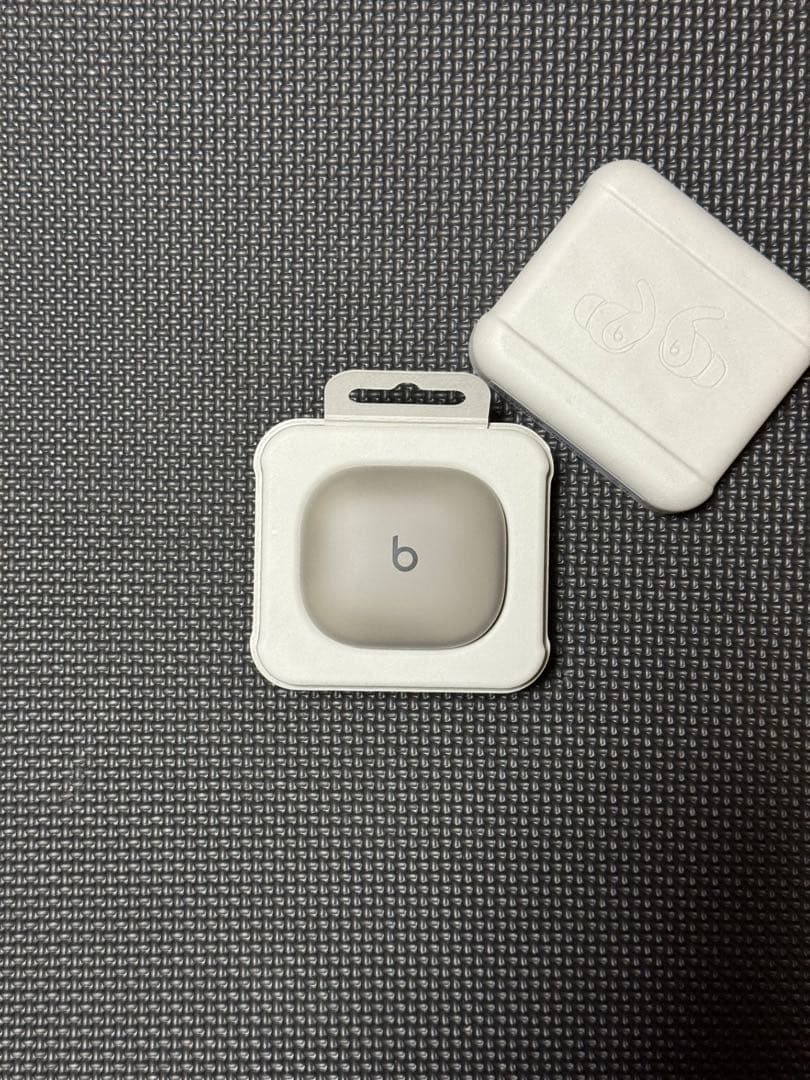 Powerbeats Fit Beatsワイヤレスノイズキャンセリングイヤフォン