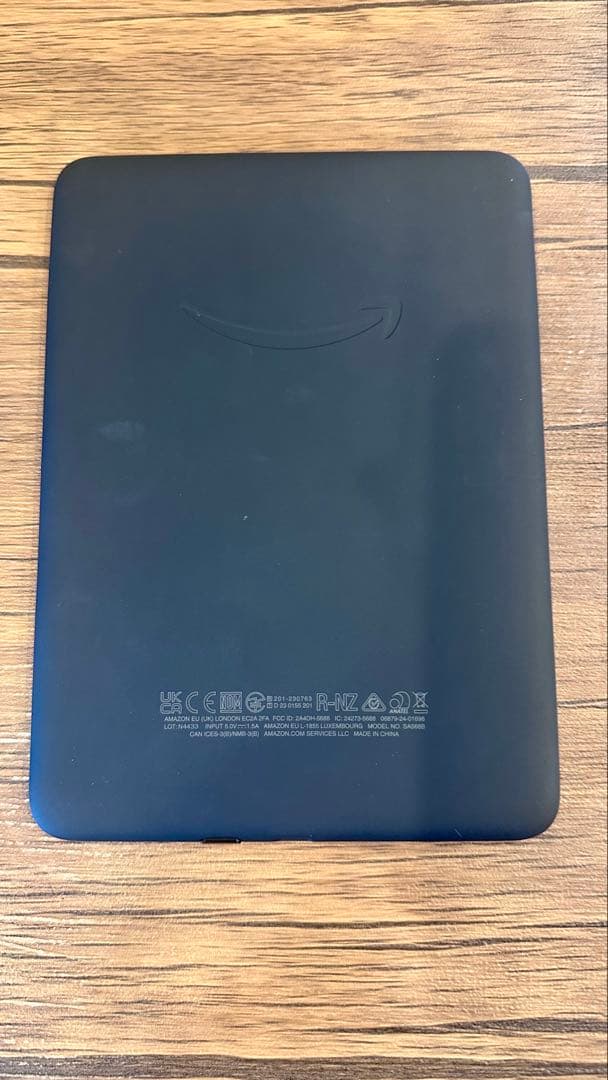 KindlePaperwhite16GB7インチ色調調節ライト広告なしブラック