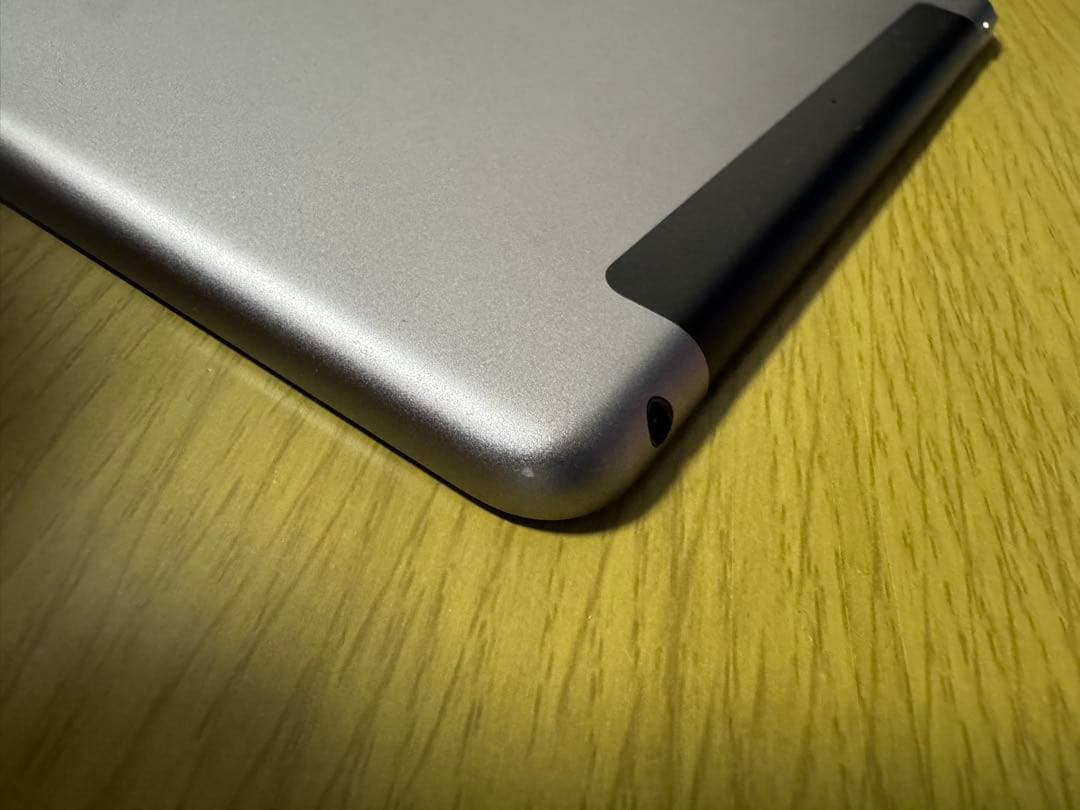 iPad第6世代 128GB WiFiモデル