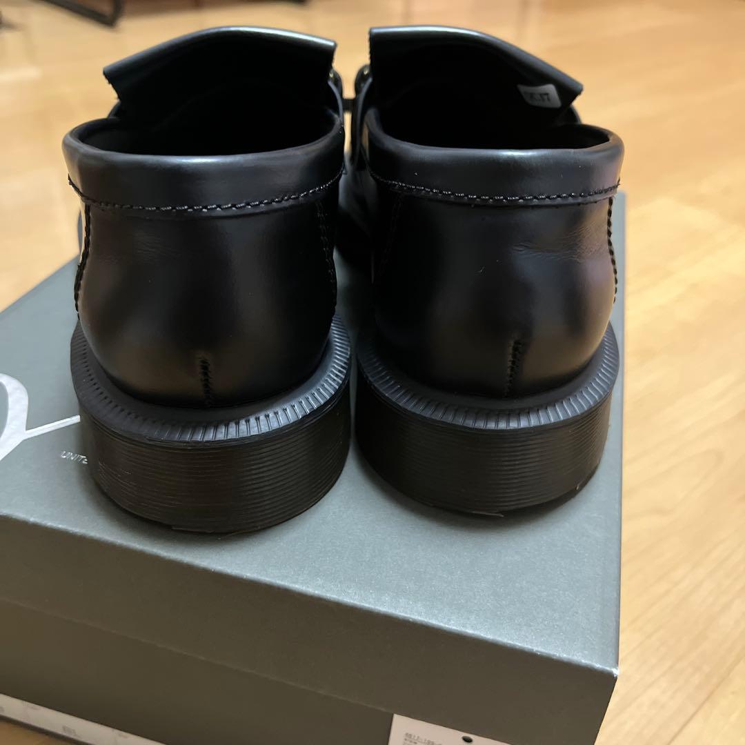 Dr.Martin ADRIAN SNAFFLE フリンジ付き黒ローファー