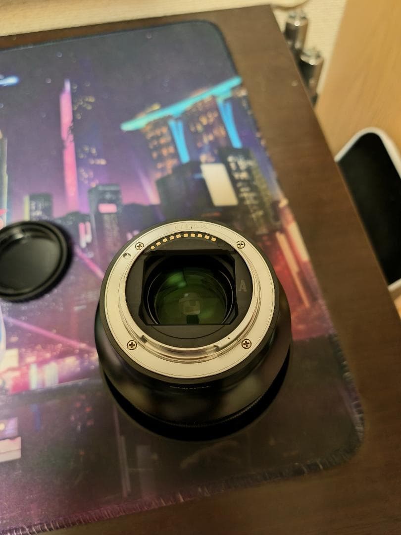 TOKINA atx-m 85mm F1.8 FE ソニーEマウント