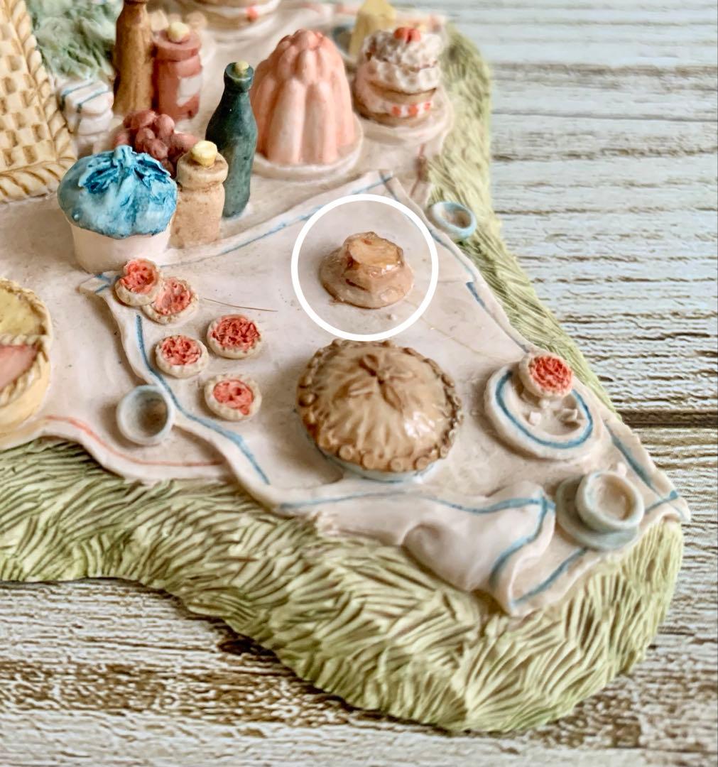 ピクニックブランケット ブランブリーヘッジ フィギュリン 置物