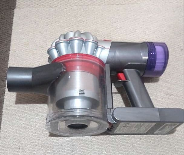 可動品！ダイソン　掃除機　v8プラス　sv25　10点セット　サイクロン掃除機