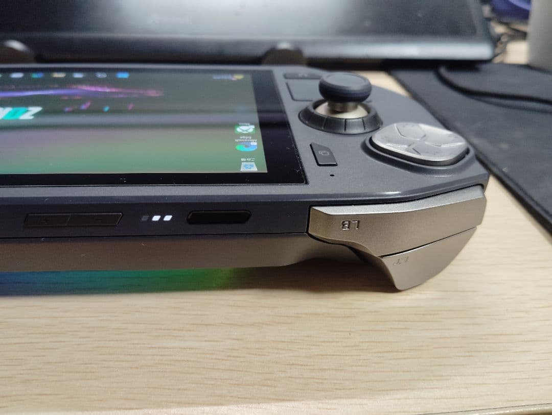 Windowsノート本体 ZOTAC GAMING ZONE Ryzen 7 8840U/16GB