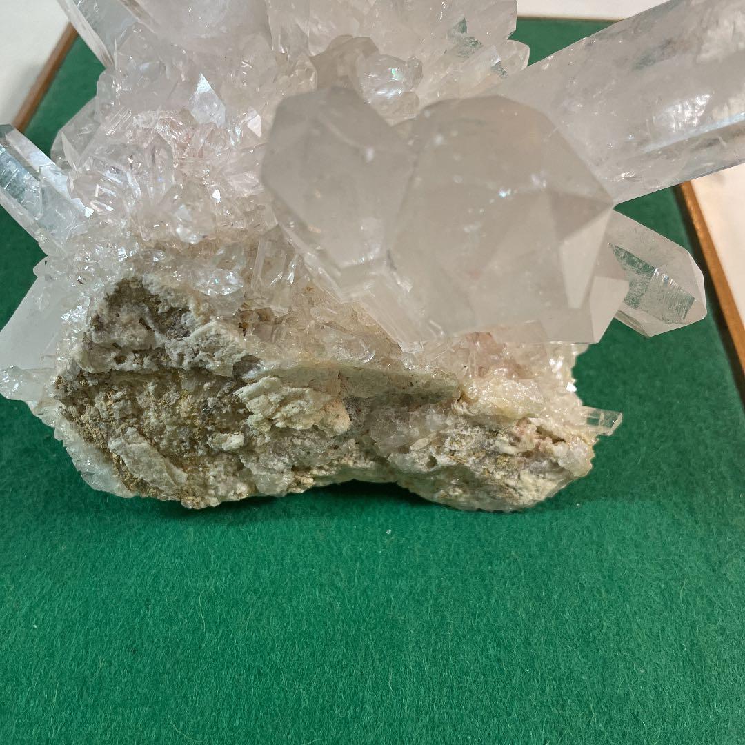 水晶　置物　2.2Kg