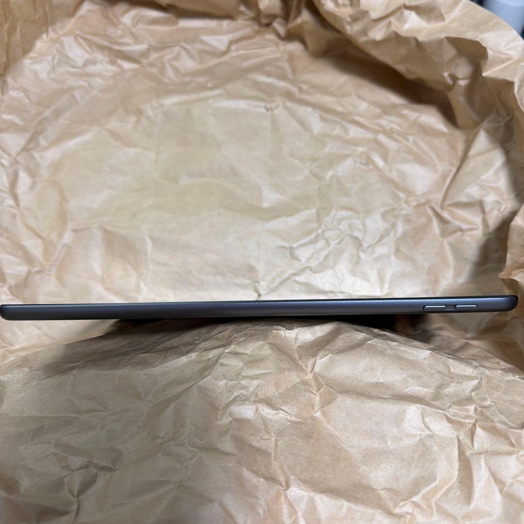 Apple iPad 第8世代 32GB MYL92J/A ジャンク