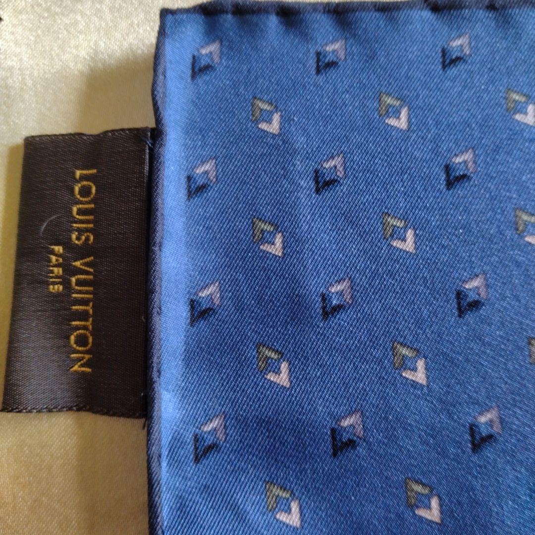 最終値下げルイヴィトン　シルク100%ポケットチーフ