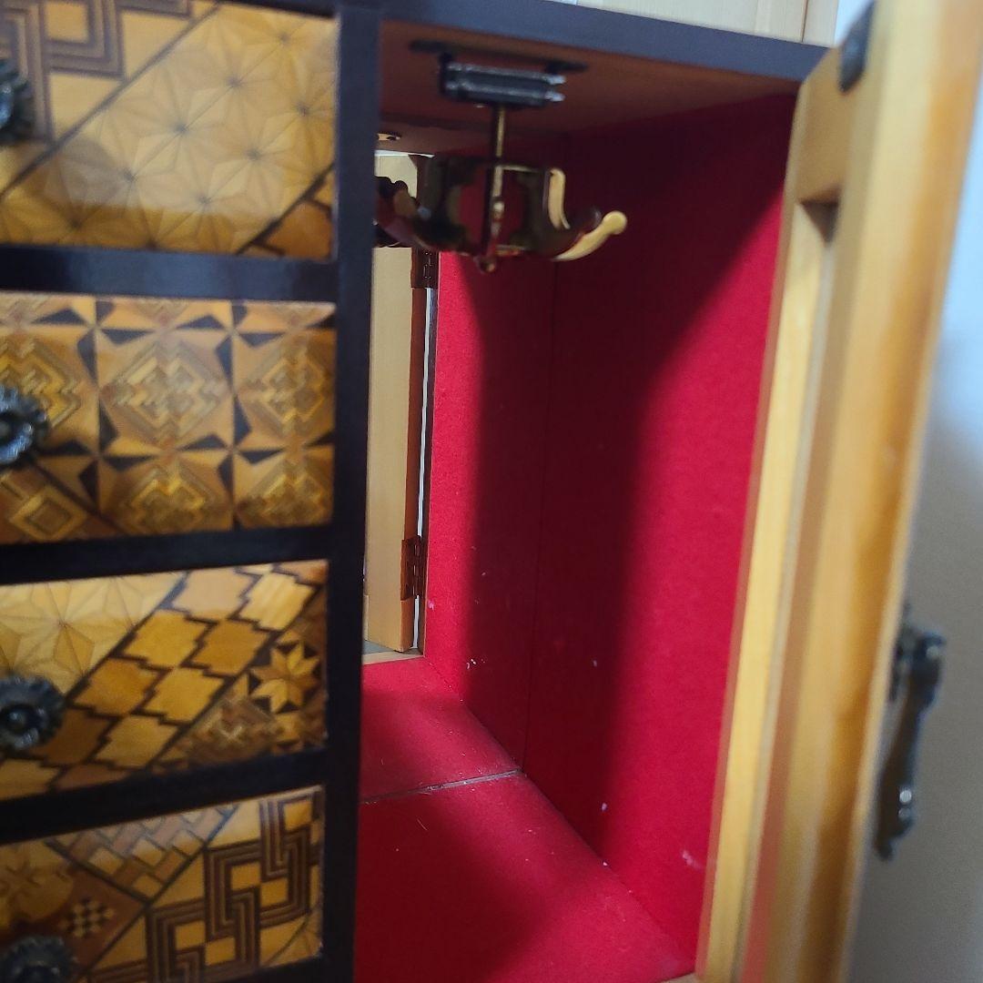 寄木細工　レトロなアクセサリー小物入れ　ミニタンス　特大寄木細工の鏡付き整理箪笥