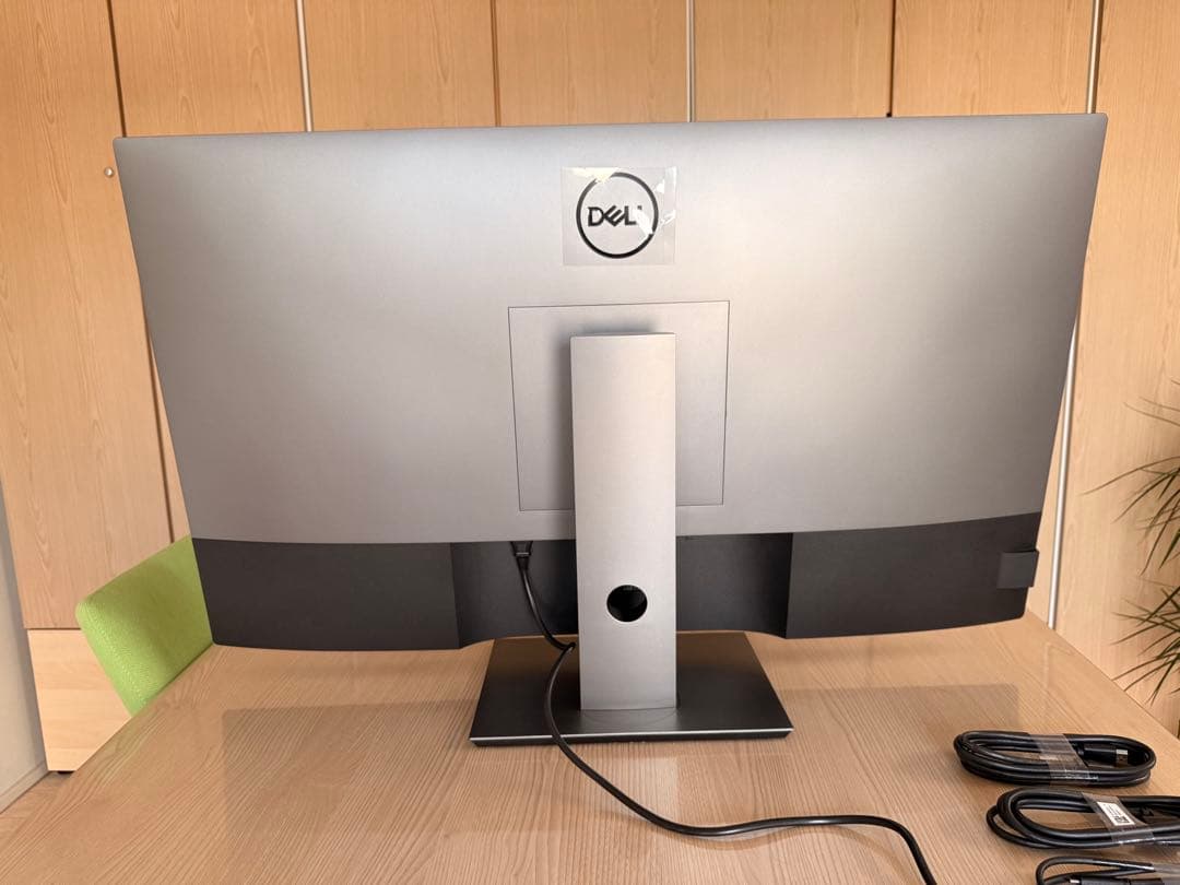 DELL ディスプレイ U4320Q