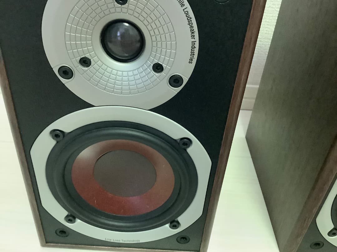 DALI SPEKTOR 1 ウォルナット