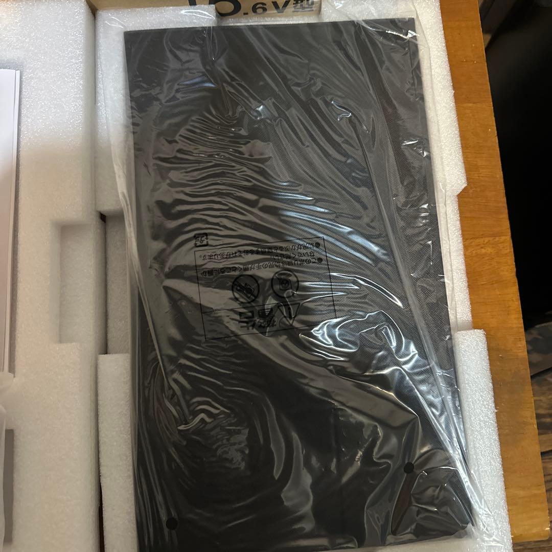 アイリスオーヤマ　ポータブルモニター　DP-EF164S-B