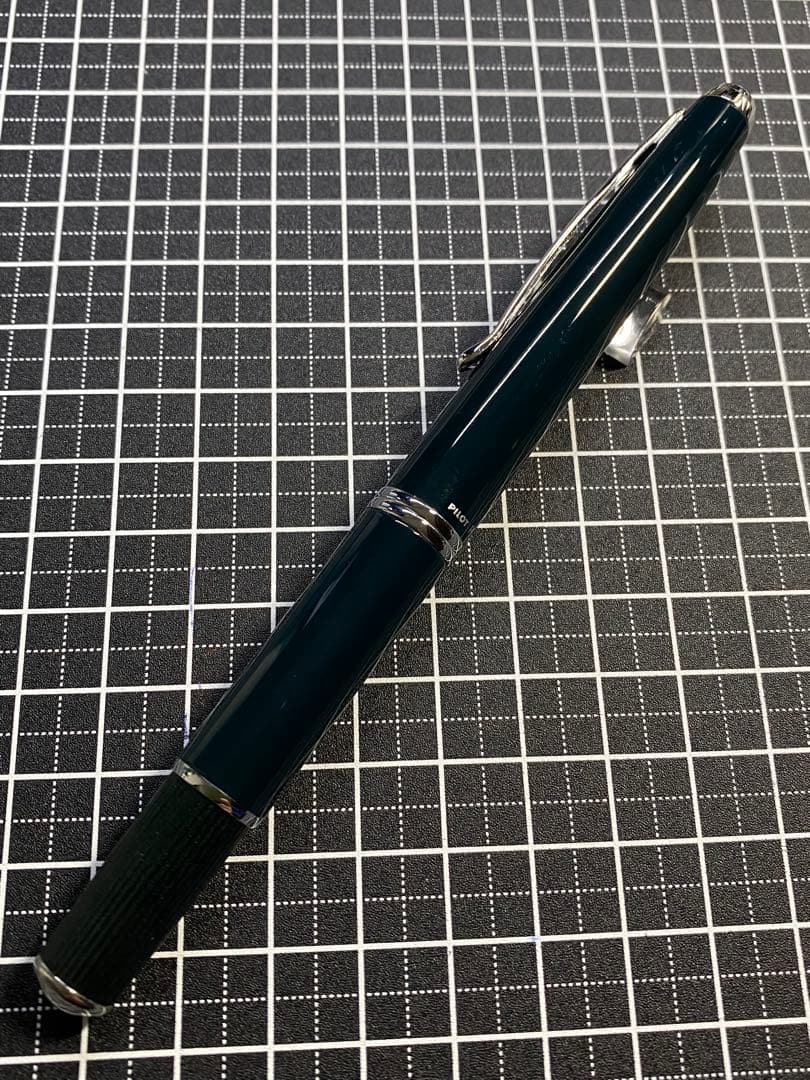 PILOT CAPLESS FERMO DARK-GREEN 万年筆　字幅M