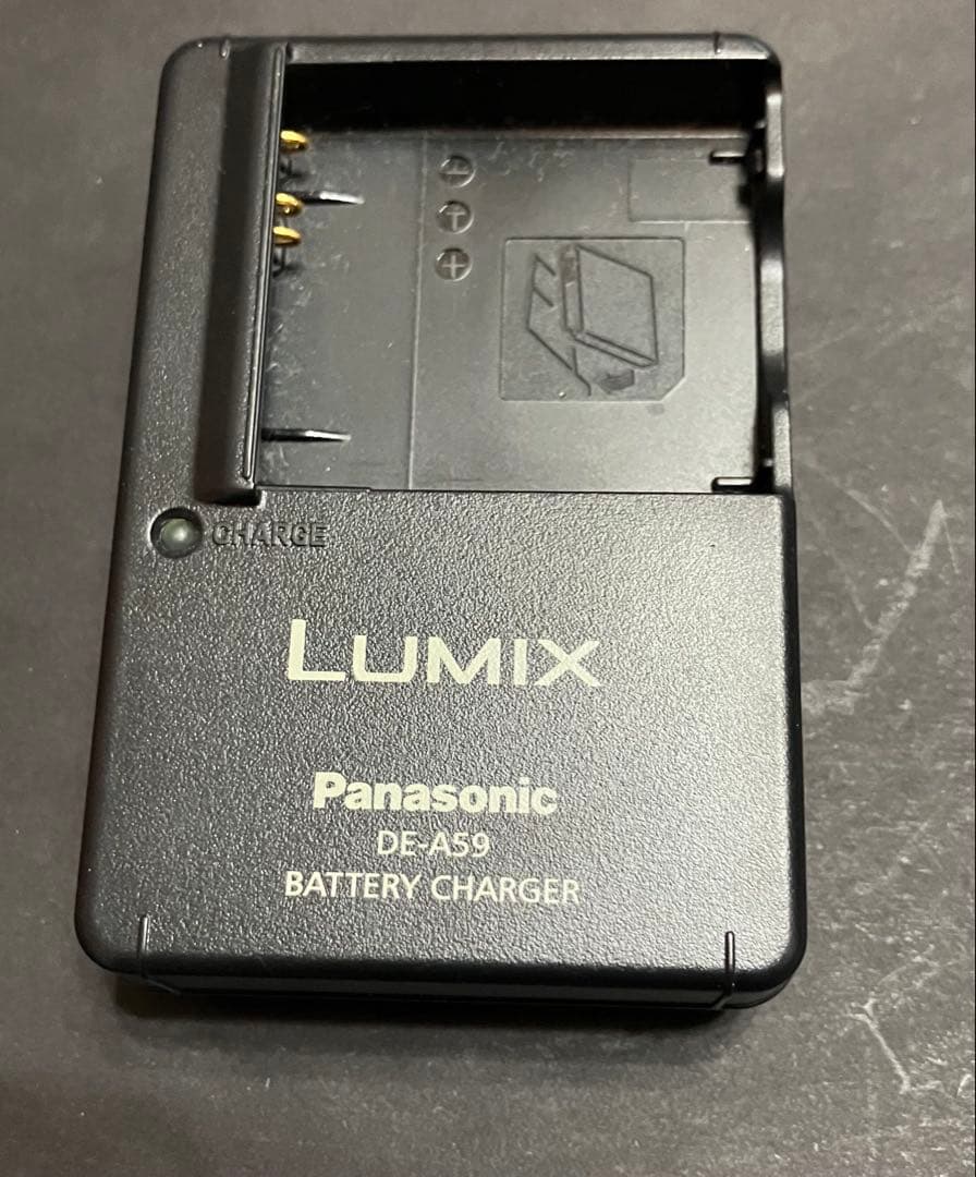 N3356 LUMIX デジタルカメラ DMC-FX60 パナソニック　ジャンク