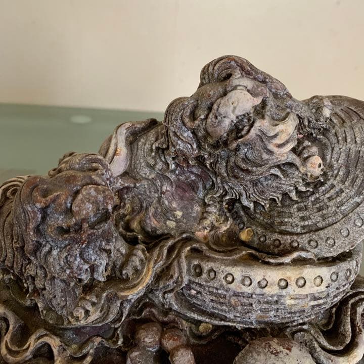 サンゴ礁 彫り物 置物