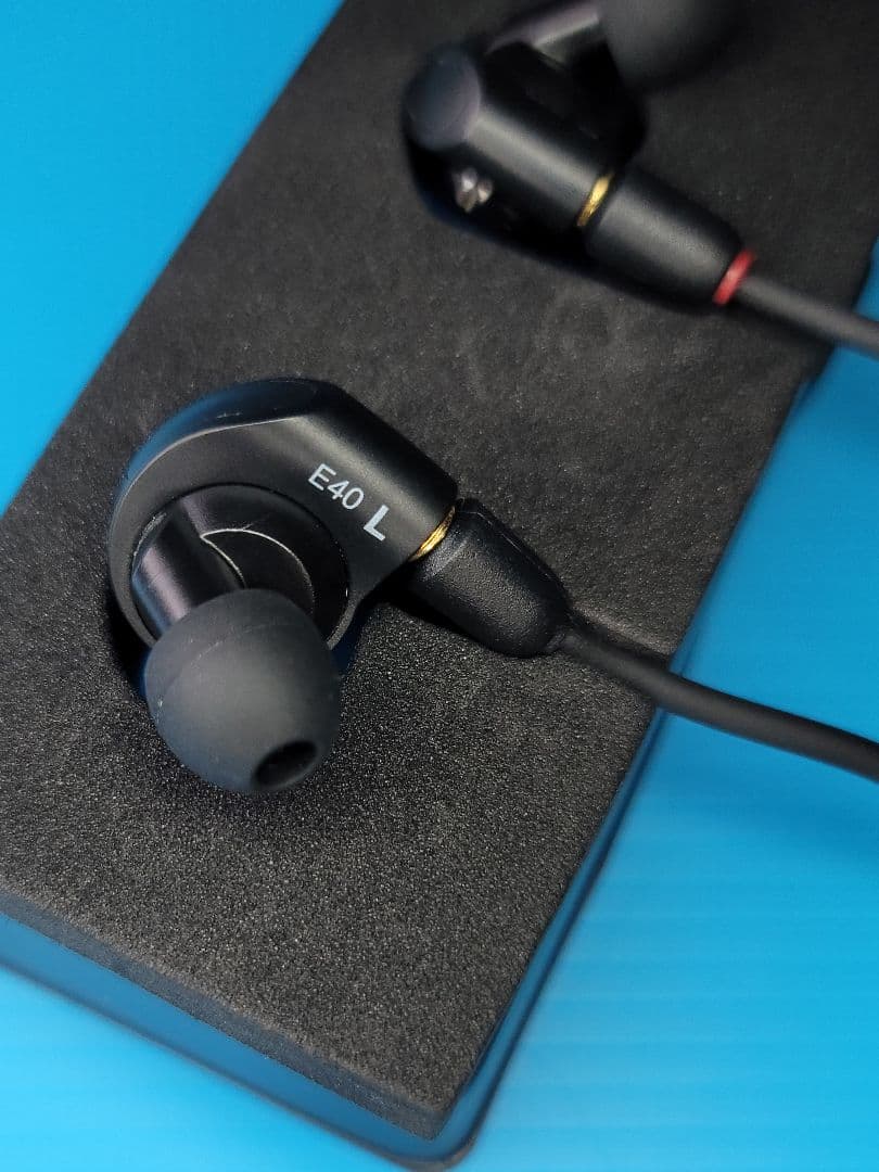 【美品】オーディオテクニカ audio-technica ATH-E40