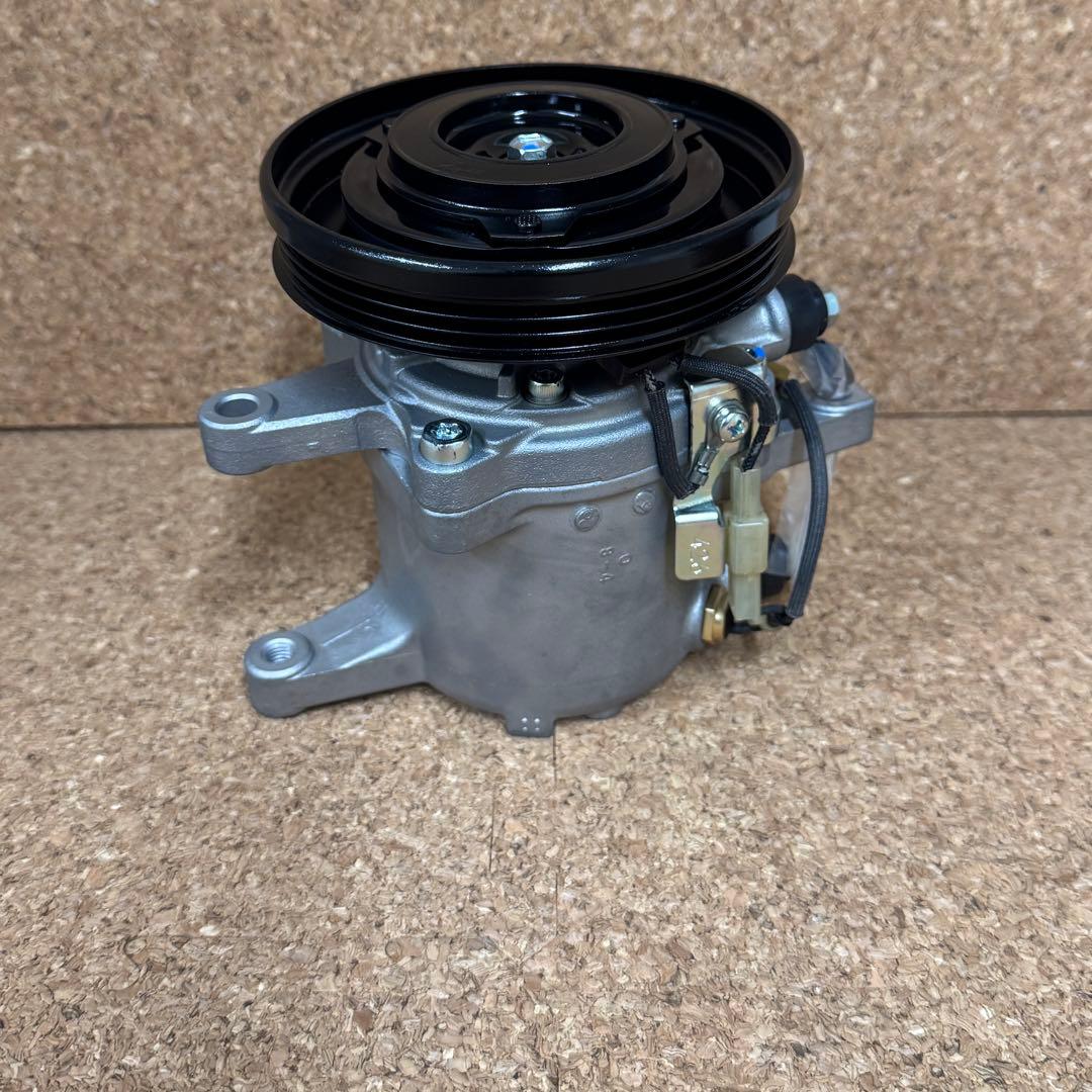 S321Vハイゼット リビルトACコンプレッサー 未使用 長期在庫 保証切れ