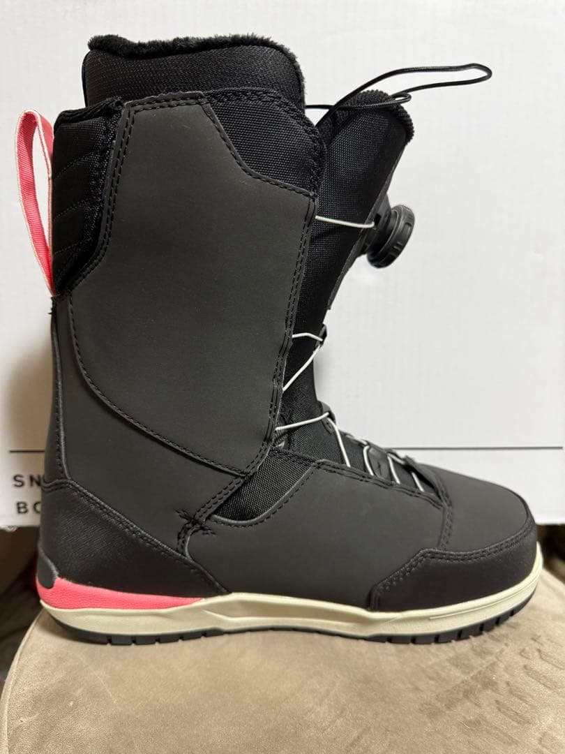 ☆最終値下げ☆ 人気カラーLASSOスノーボードブーツ ピンク／ローズ25.5