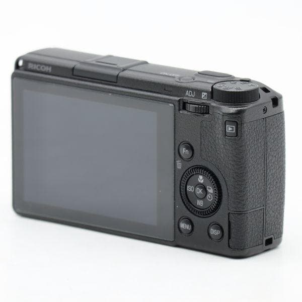 ほぼ新品 2696ショット RICOH GR III 157-0119-124