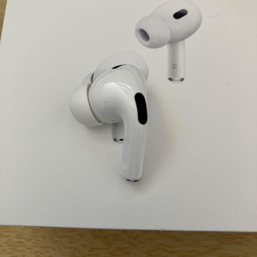 新品未使用 左耳のみAirPods Pro 第二世代 ワイヤレスイヤホン