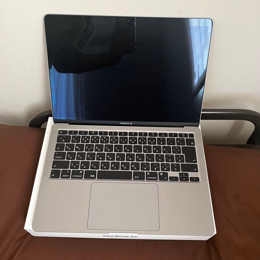 MacBookAir スペースグレイ　M1チップ搭載