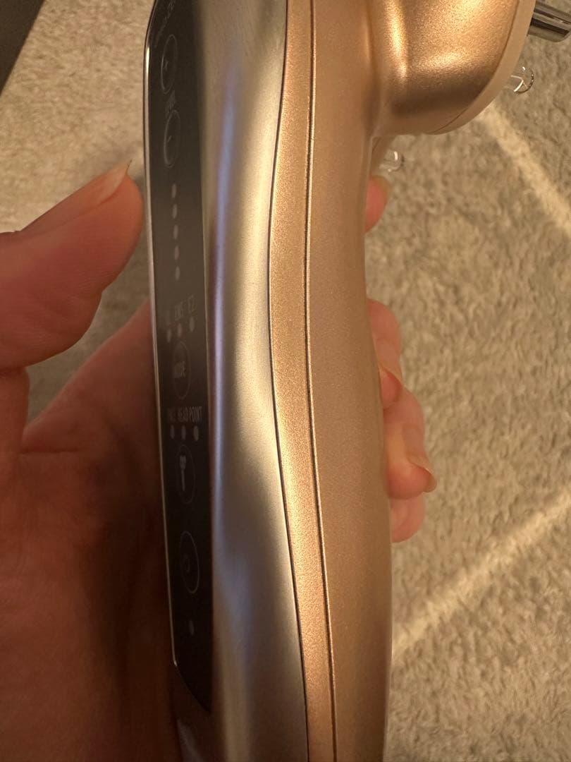 direia ZERU （ディレイア ゼル）美顔器