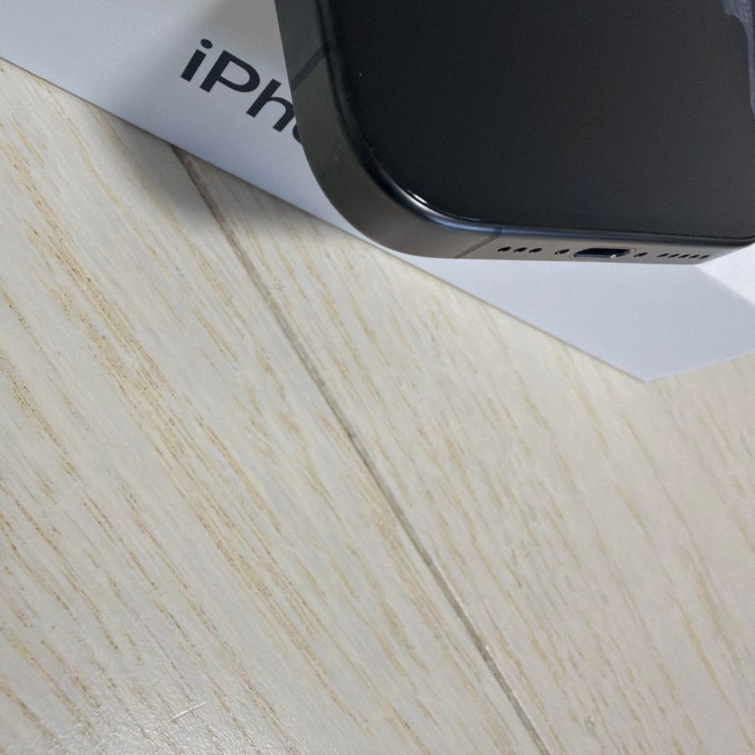 スマートフォン本体 iPhone15 Pro