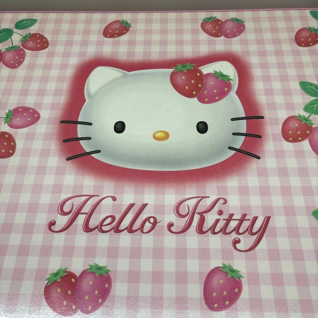 ハローキティレトロ 折り畳みテーブル 野いちご サンリオ 苺