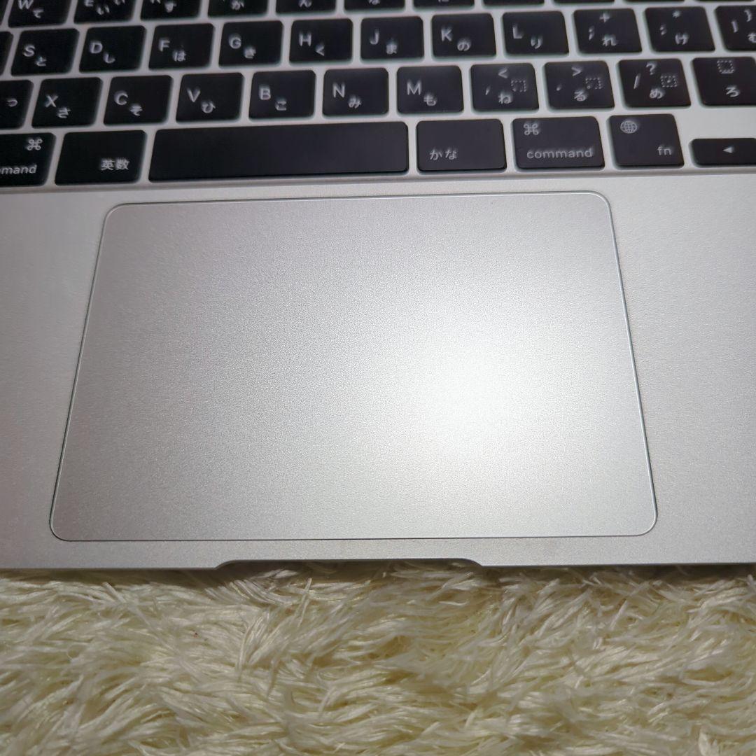 下田　【MacBookAir】M1 2020年製　付属品多数あり　純正