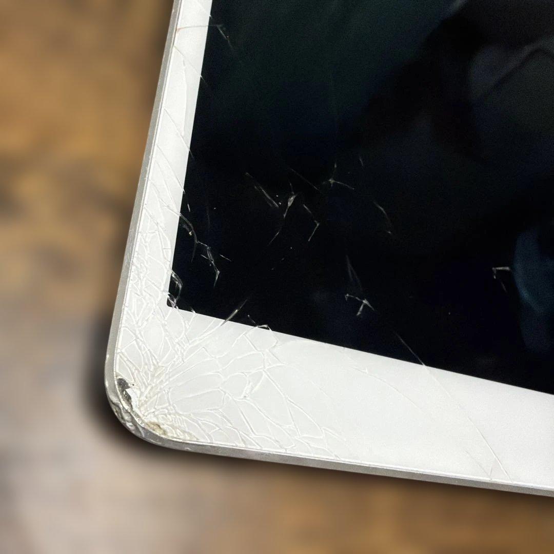 【ジャンク品】iPad Air 第3世代 32GB/シルバー