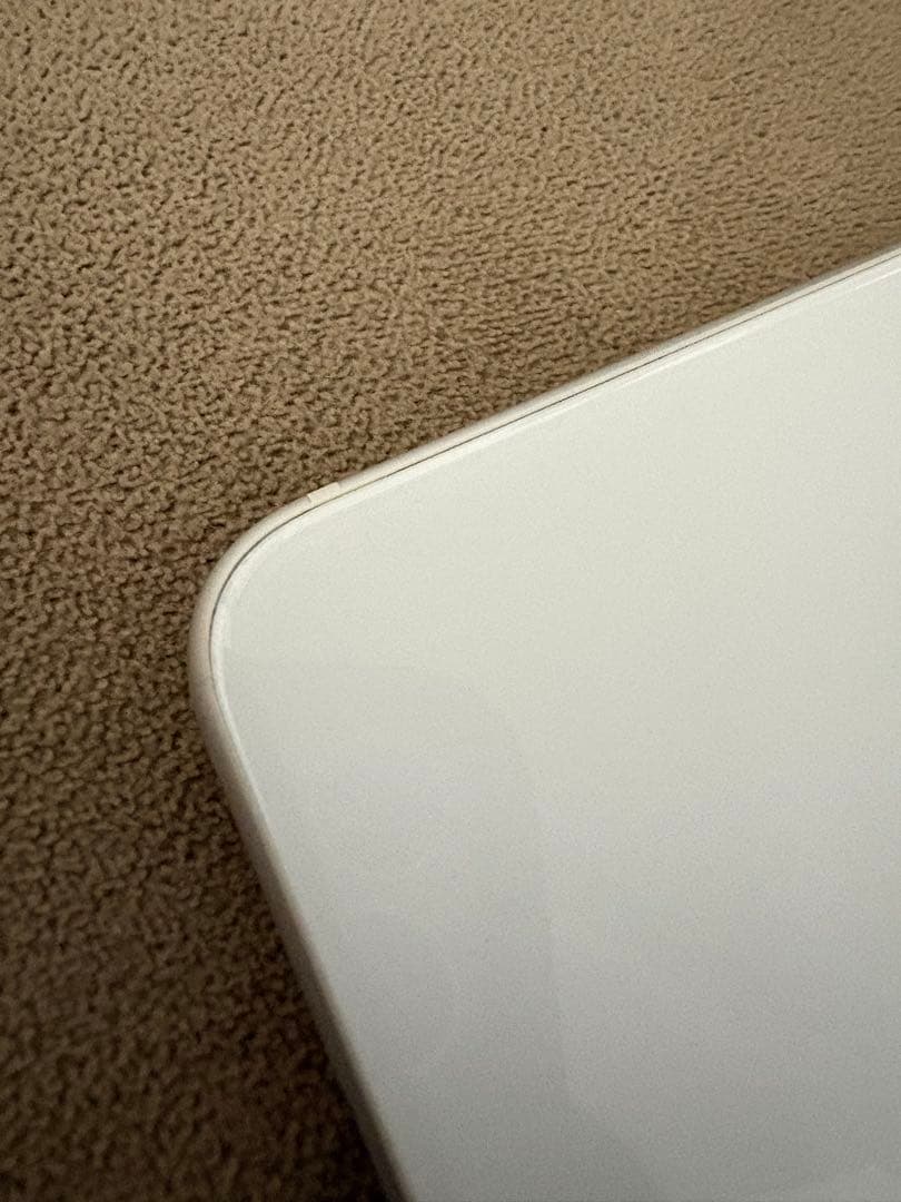 【美品】iPhone SE 第2世代 (SE2) 128GB ホワイト