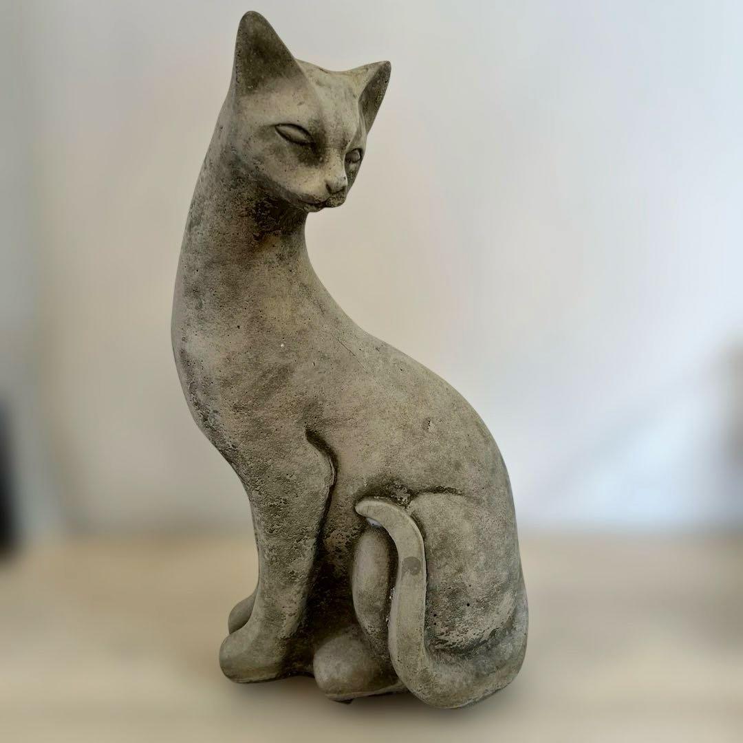 英国ガーデンオーナメント猫