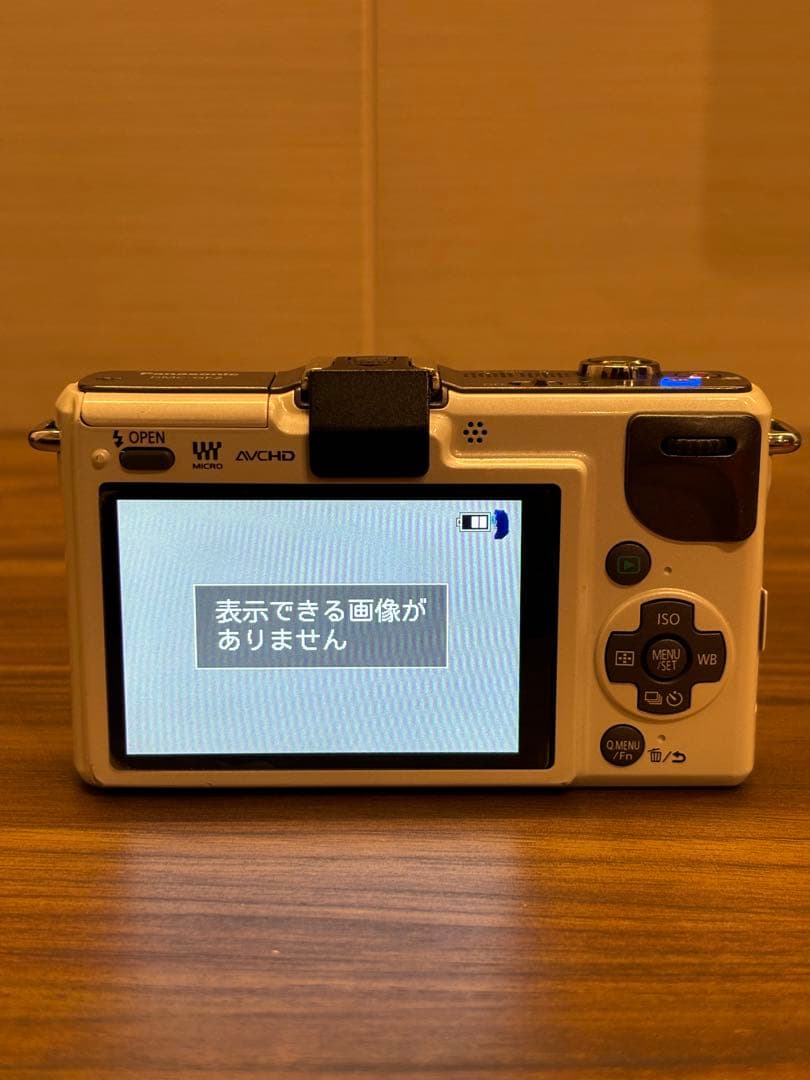 デジタルカメラ Panasonic Lumix DMC-GF2