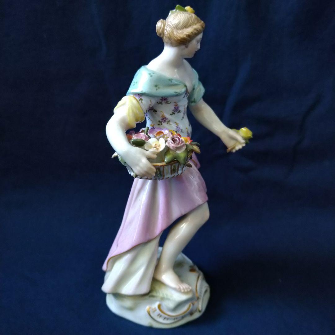 ✤1924年以前・マイセン(Meissen)フィギュリン✤『花かごを持つ少女』