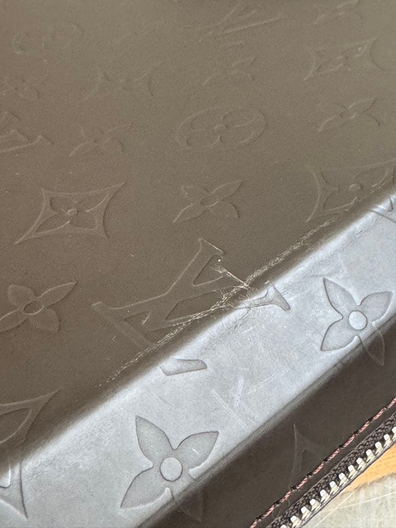 LOUIS VUITTON エルヴィン_モノグラム・グラセ_BRW