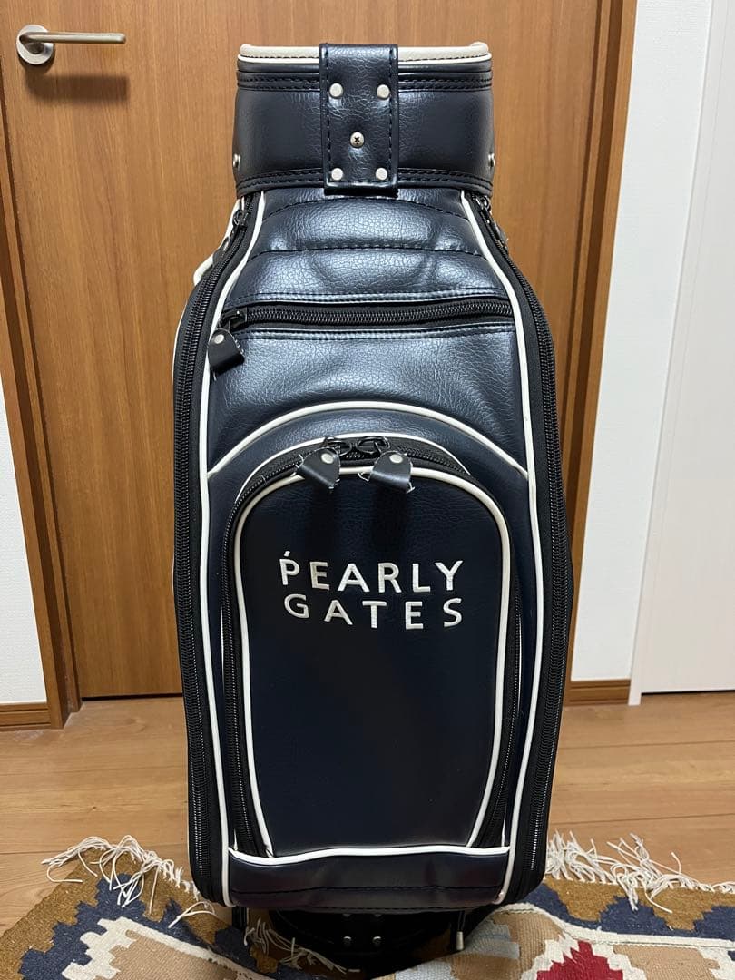パーリーゲイツキャディバッグ　アイアンカバー付き