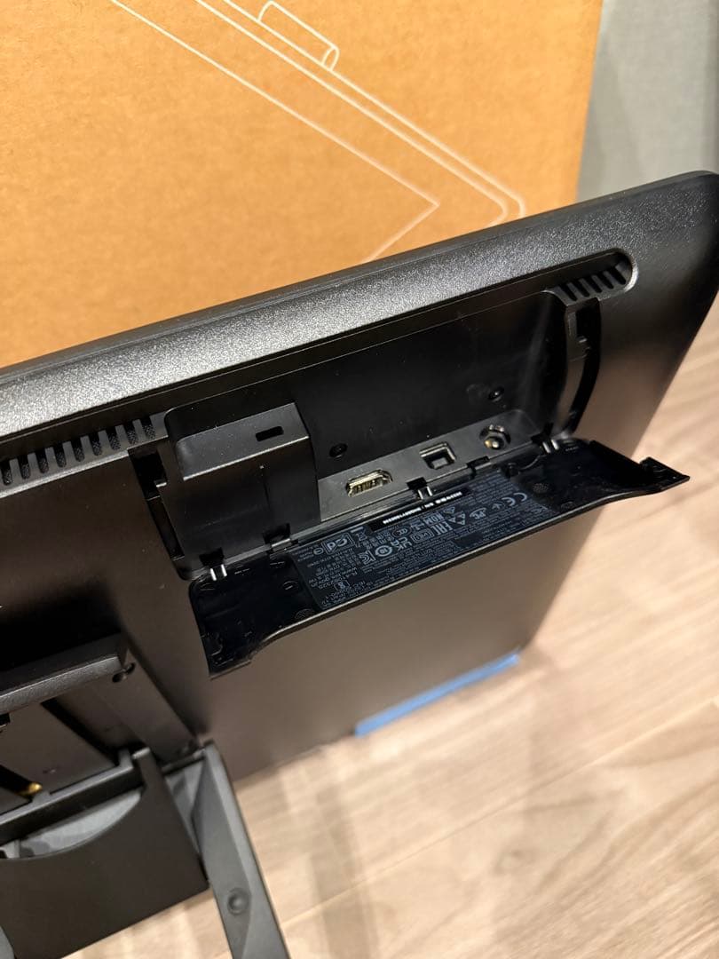 液タブ Wacom Cintiq 22 DTK2260K0D