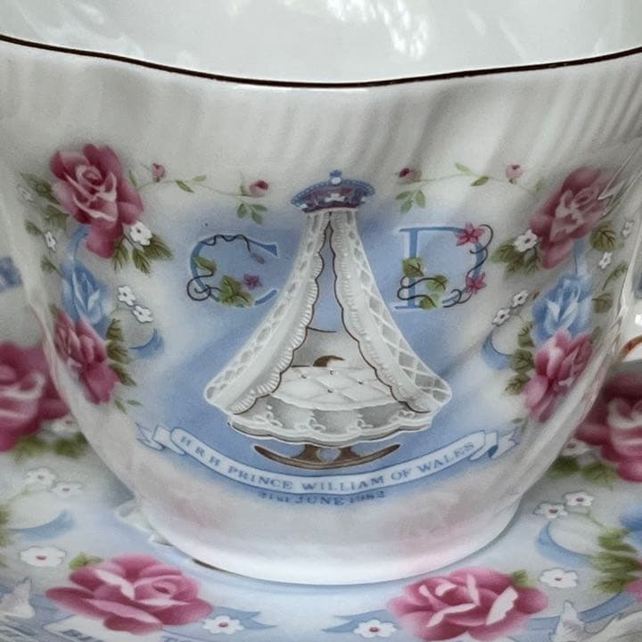 【希少品】英国製　クィーンズ★ウィリアム王子お誕生記念★C/S