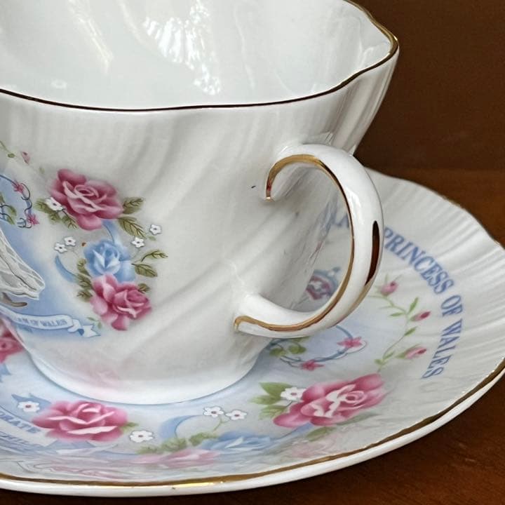 【希少品】英国製　クィーンズ★ウィリアム王子お誕生記念★C/S